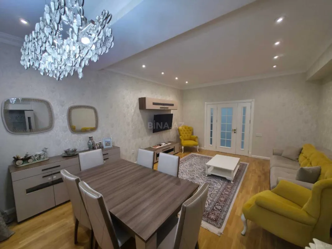 Kirayə verilir 3 otaqlı mənzil 135 m²