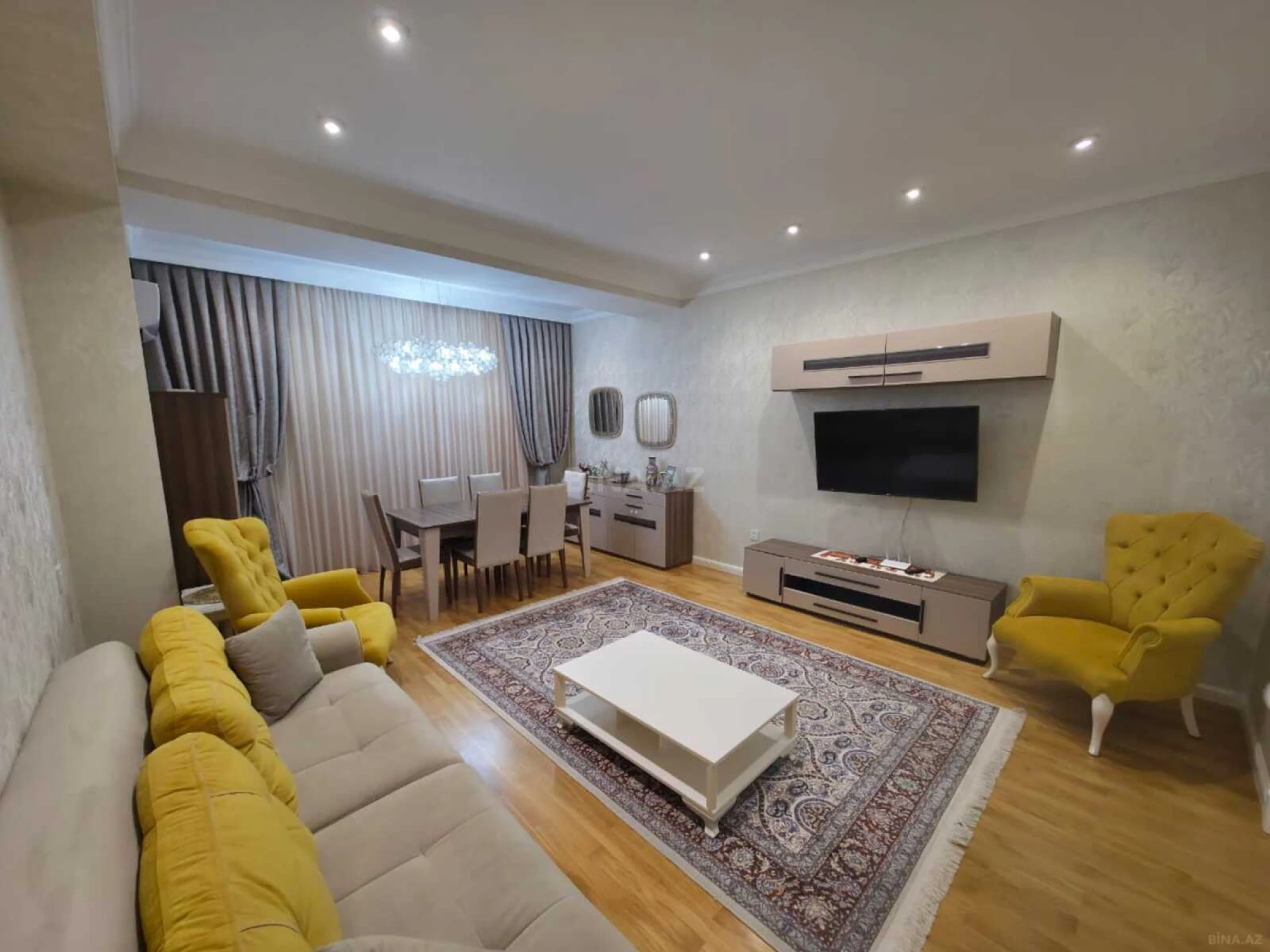 Kirayə verilir 3 otaqlı mənzil 135 m²