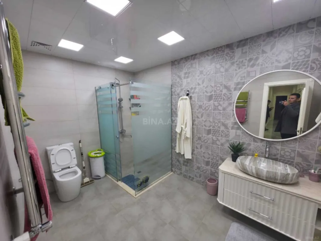 Kirayə verilir 3 otaqlı mənzil 135 m²