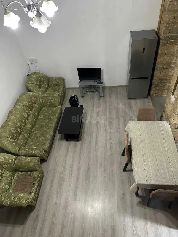 Kirayə verilir 2 otaqlı mənzil 55 m²