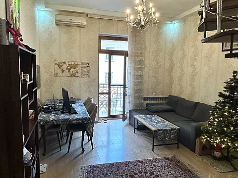 Satılır 2 otaqlı mənzil 40 m²