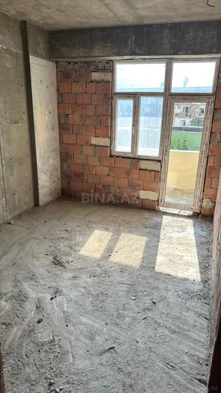 Satılır 2 otaqlı mənzil 60 m²