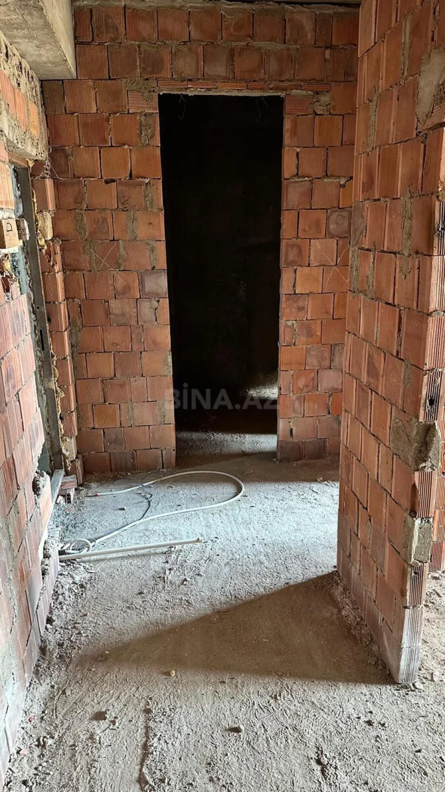 Satılır 2 otaqlı mənzil 60 m²