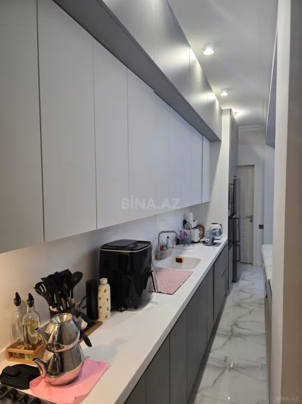 Satılır 2 otaqlı mənzil 68 m²