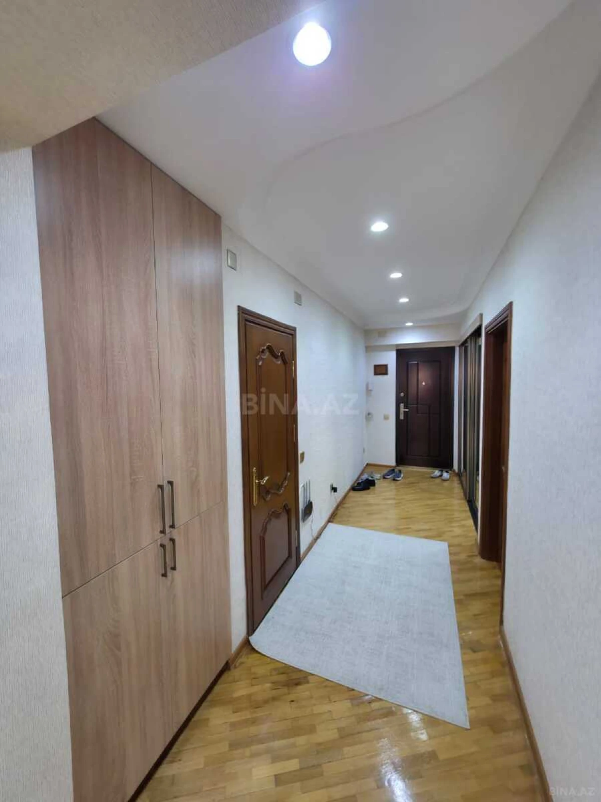 Kirayə verilir 3 otaqlı mənzil 120 m²