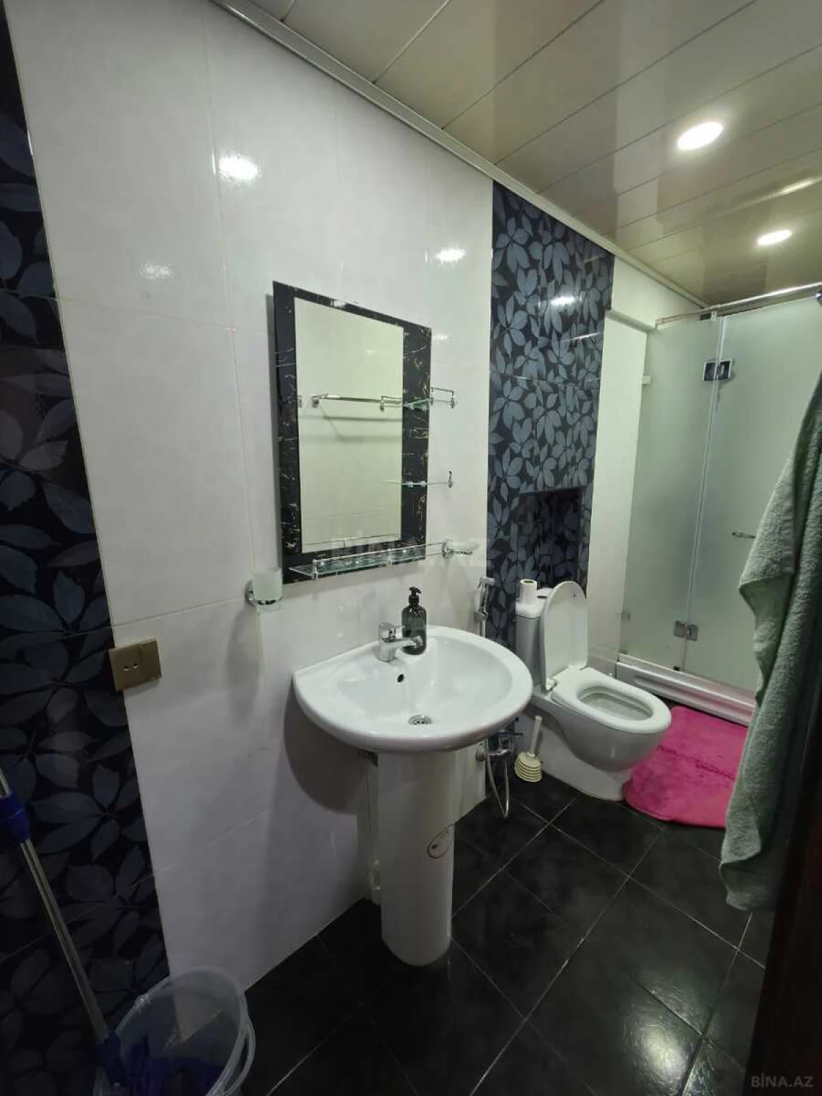 Kirayə verilir 3 otaqlı mənzil 120 m²