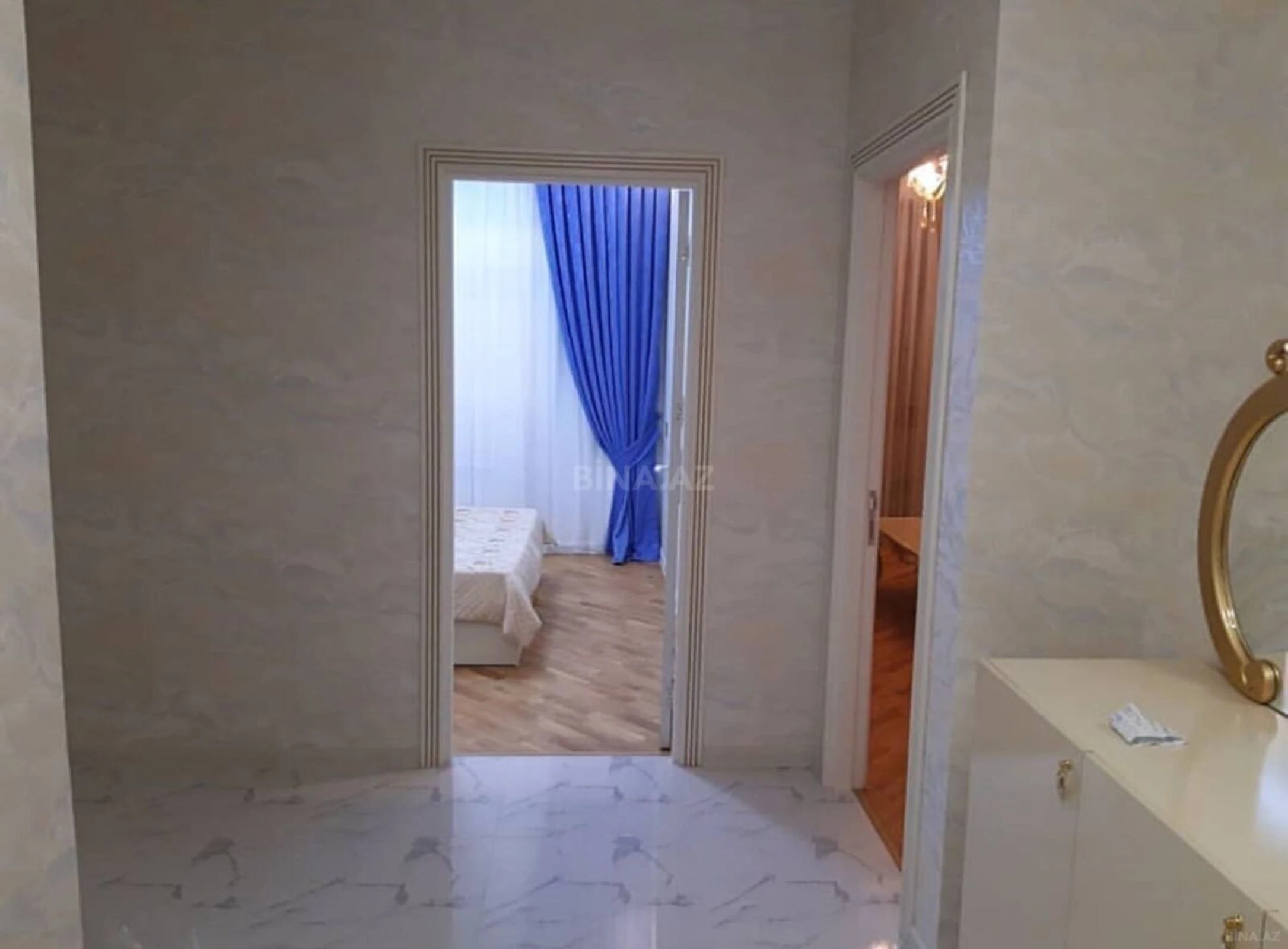Kirayə verilir 2 otaqlı mənzil 60 m²