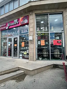 Satılır obyekt 180 m²