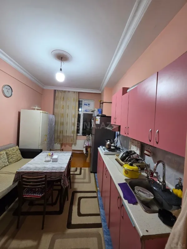 Satılır 3 otaqlı mənzil 118 m²