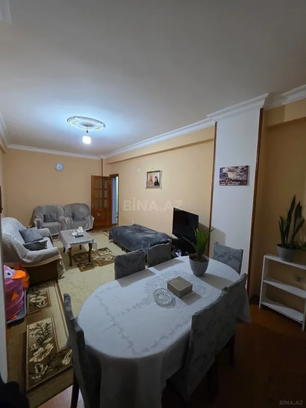 Satılır 3 otaqlı mənzil 118 m²