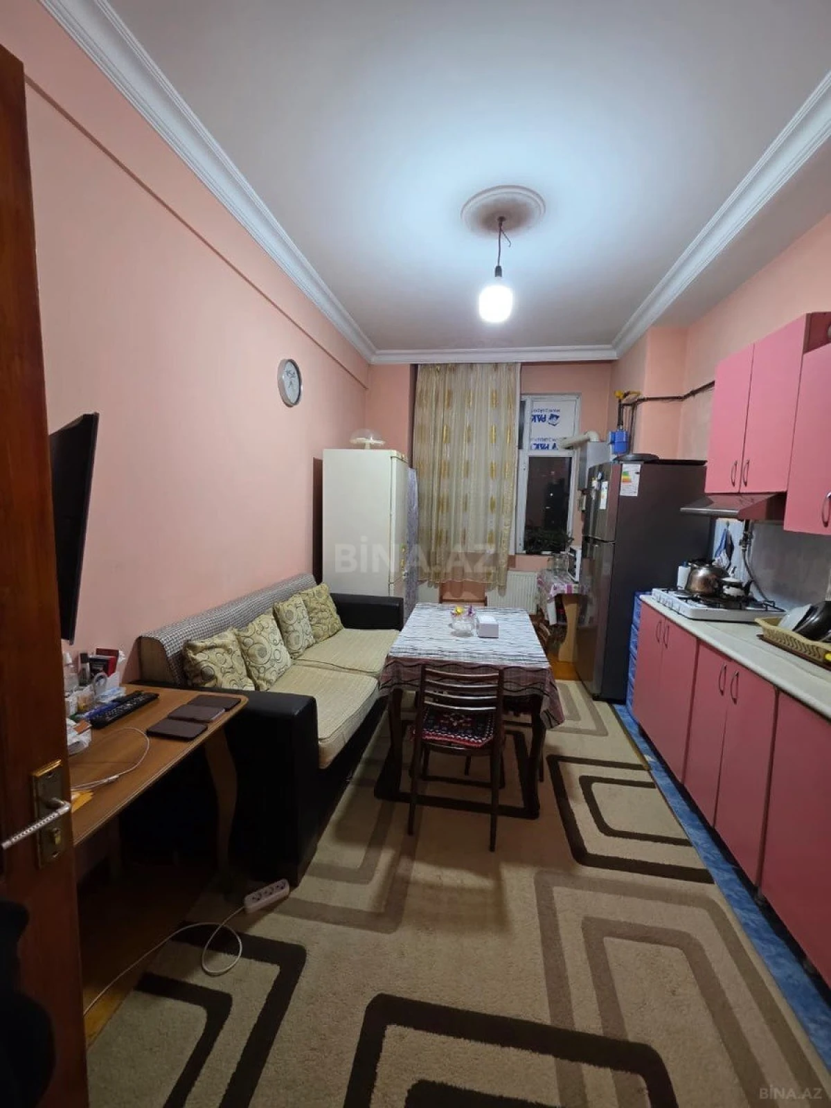 Satılır 3 otaqlı mənzil 118 m²