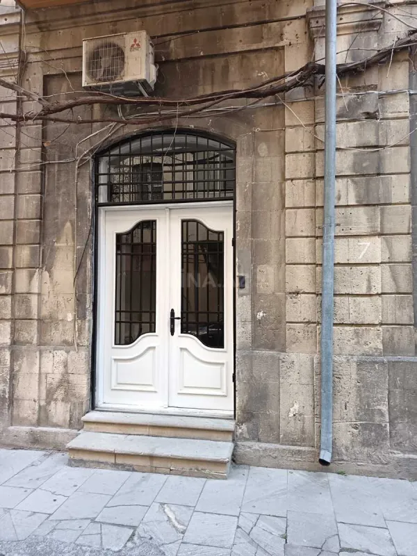 Kirayə verilir obyekt 55 m²