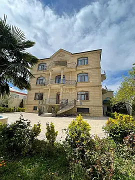 Kirayə verilir 10 otaqlı həyət evi 800 m² — Bakı, Badamdar 10 otaq 800.00 m²