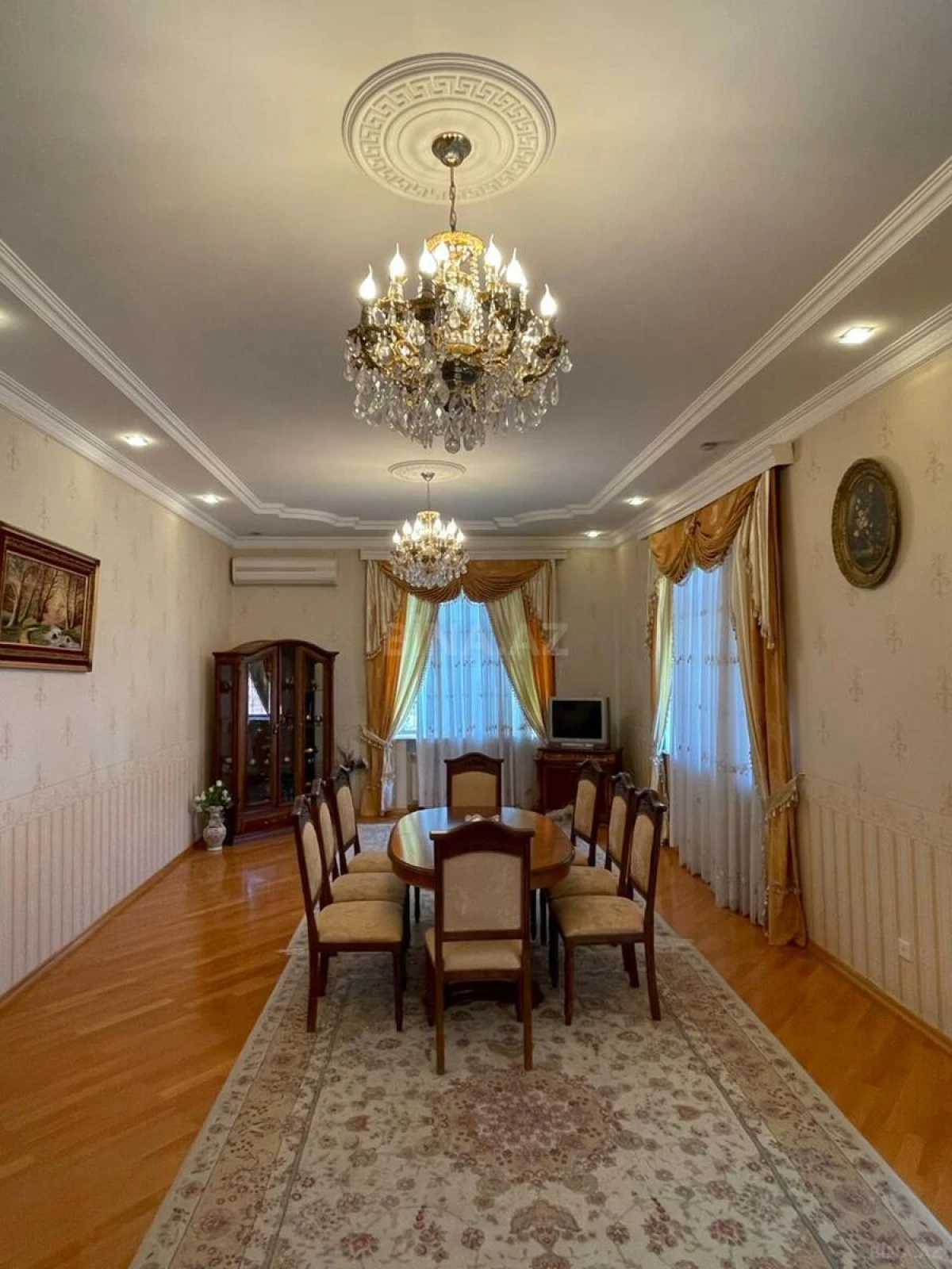 Kirayə verilir 10 otaqlı həyət evi 800 m²