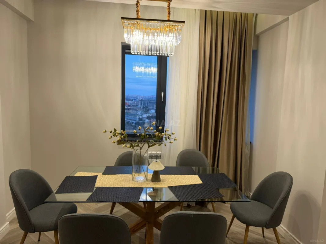 Kirayə verilir 2 otaqlı mənzil 70 m²