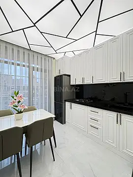 Satılır 3 otaqlı mənzil 112 m²