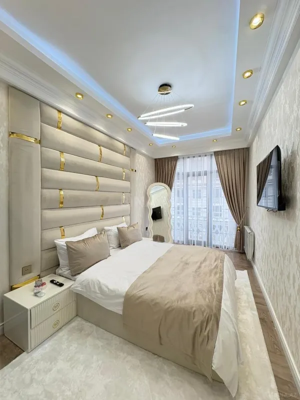 Satılır 3 otaqlı mənzil 112 m²