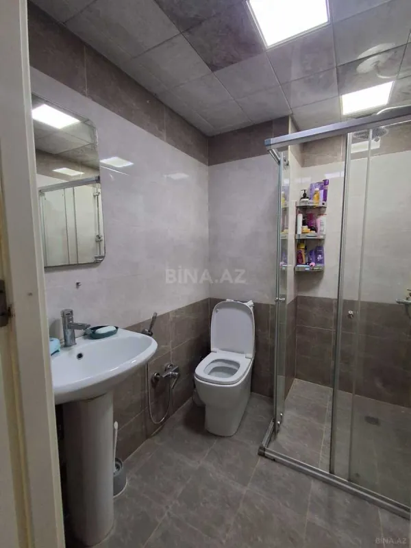 Kirayə verilir 2 otaqlı mənzil 65 m²