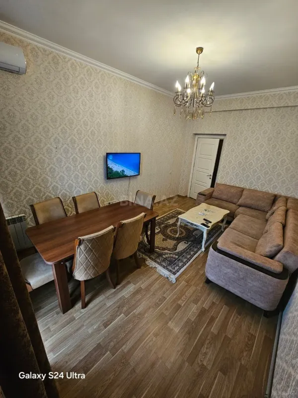 Kirayə verilir 2 otaqlı mənzil 59.5 m²