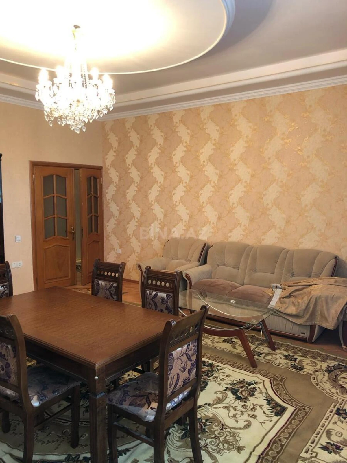 Kirayə verilir 3 otaqlı mənzil 115 m²