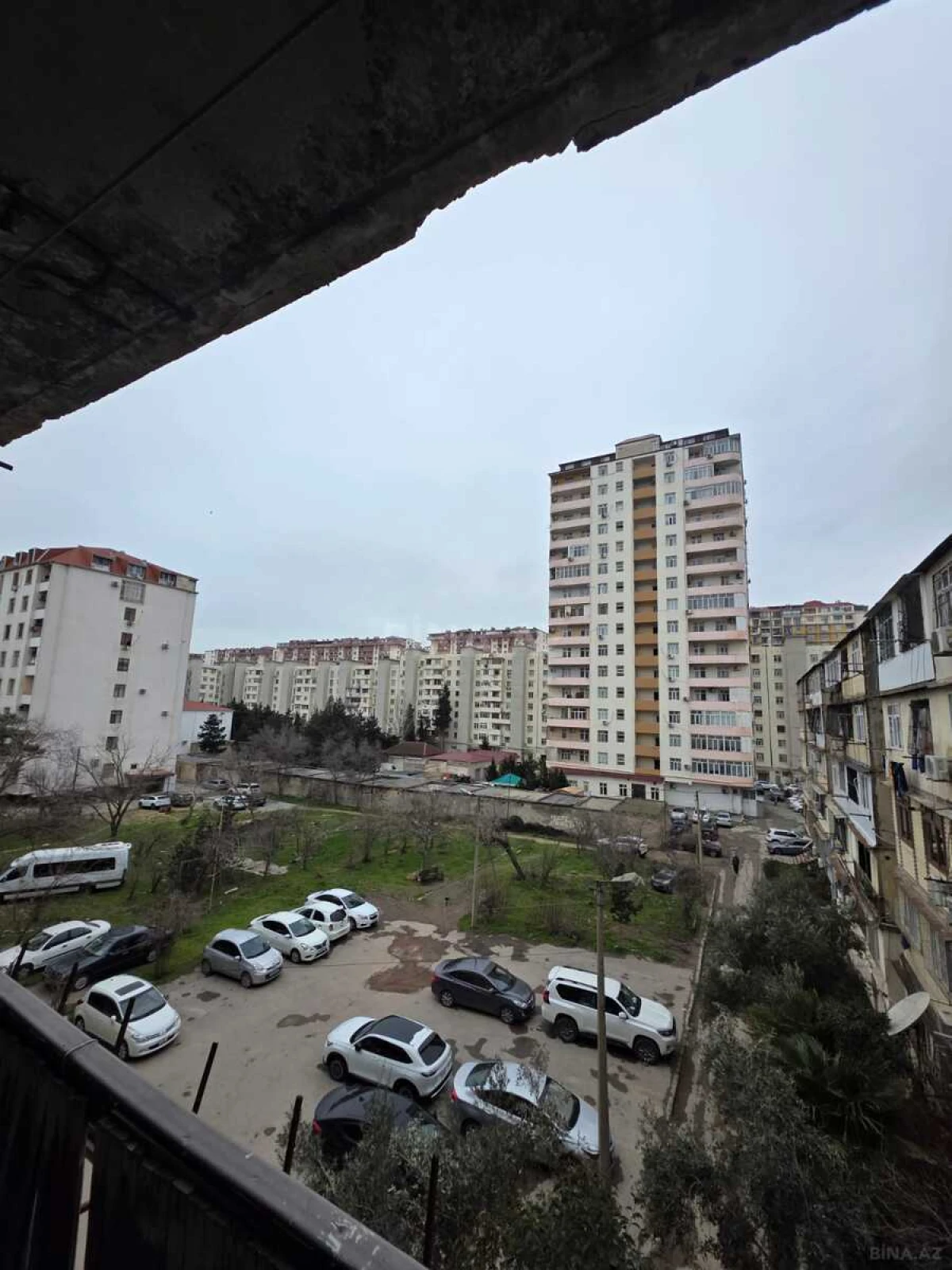 Satılır 1 otaqlı mənzil 35 m²