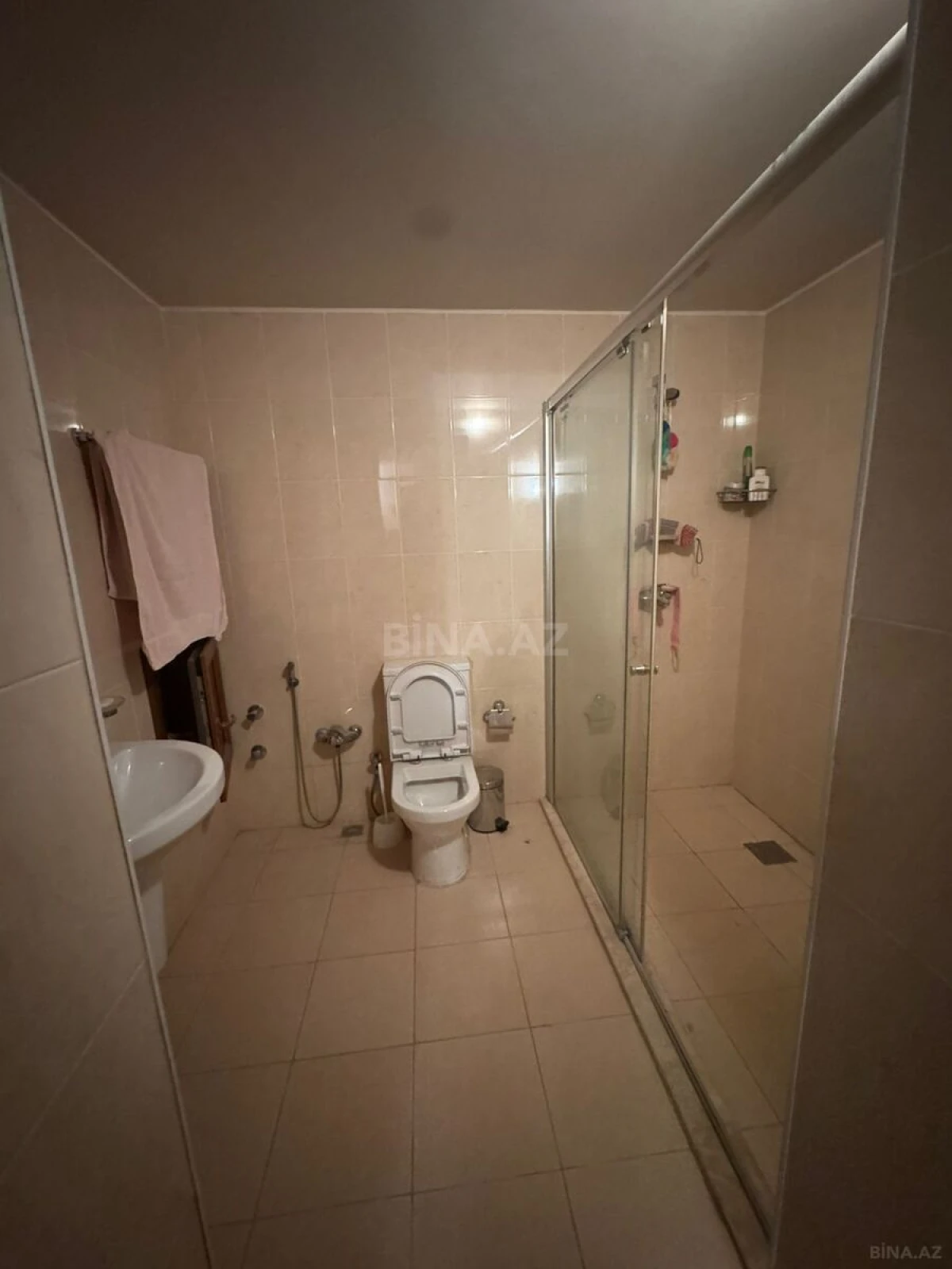 Satılır 6 otaqlı həyət evi 300 m²