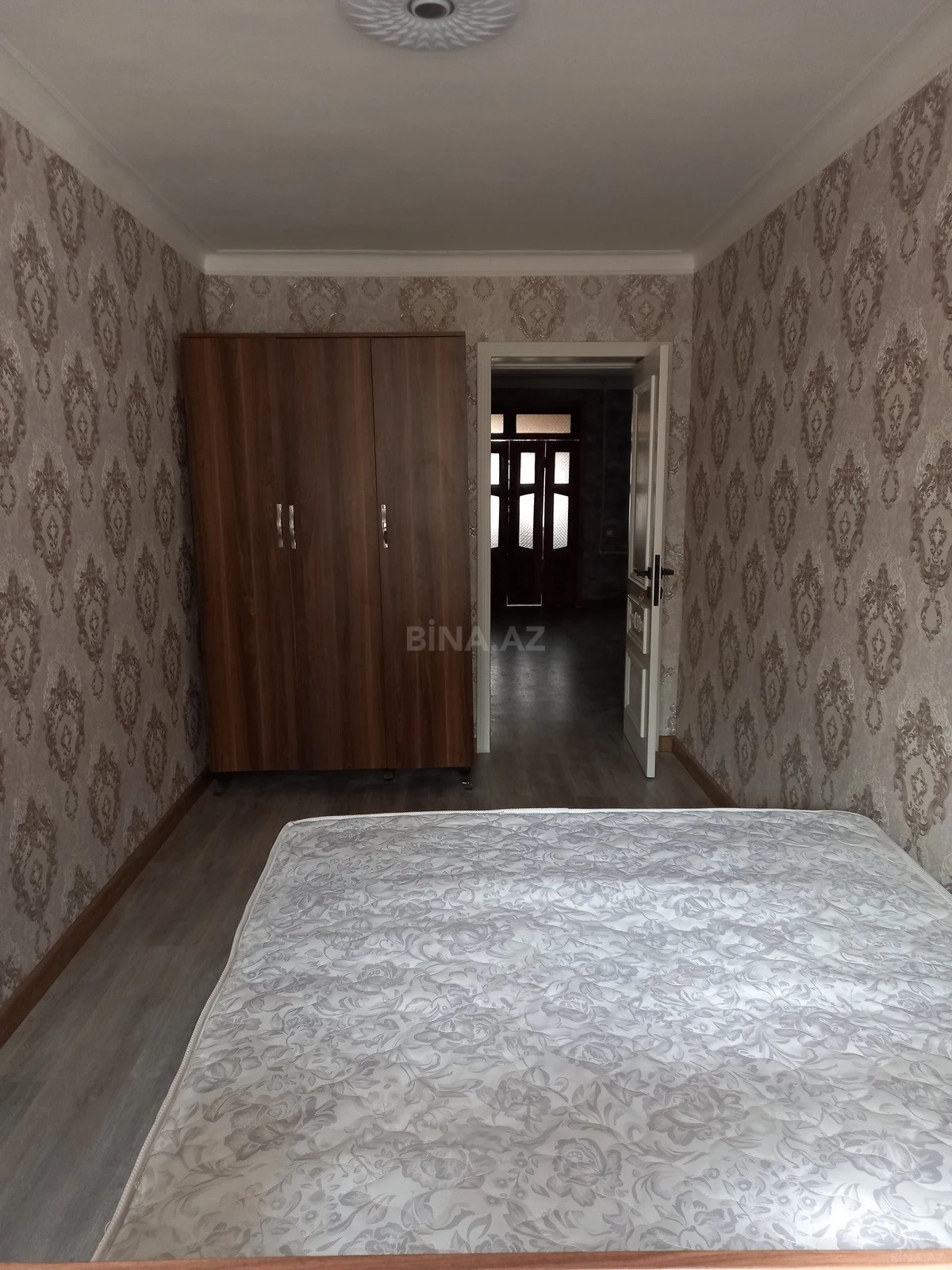 Kirayə verilir 2 otaqlı mənzil 45 m²