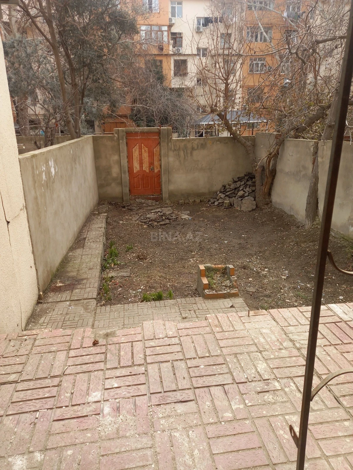 Kirayə verilir 2 otaqlı mənzil 45 m²