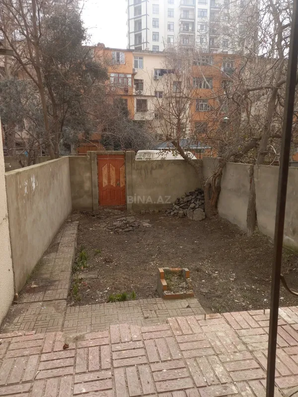 Kirayə verilir 2 otaqlı mənzil 45 m²