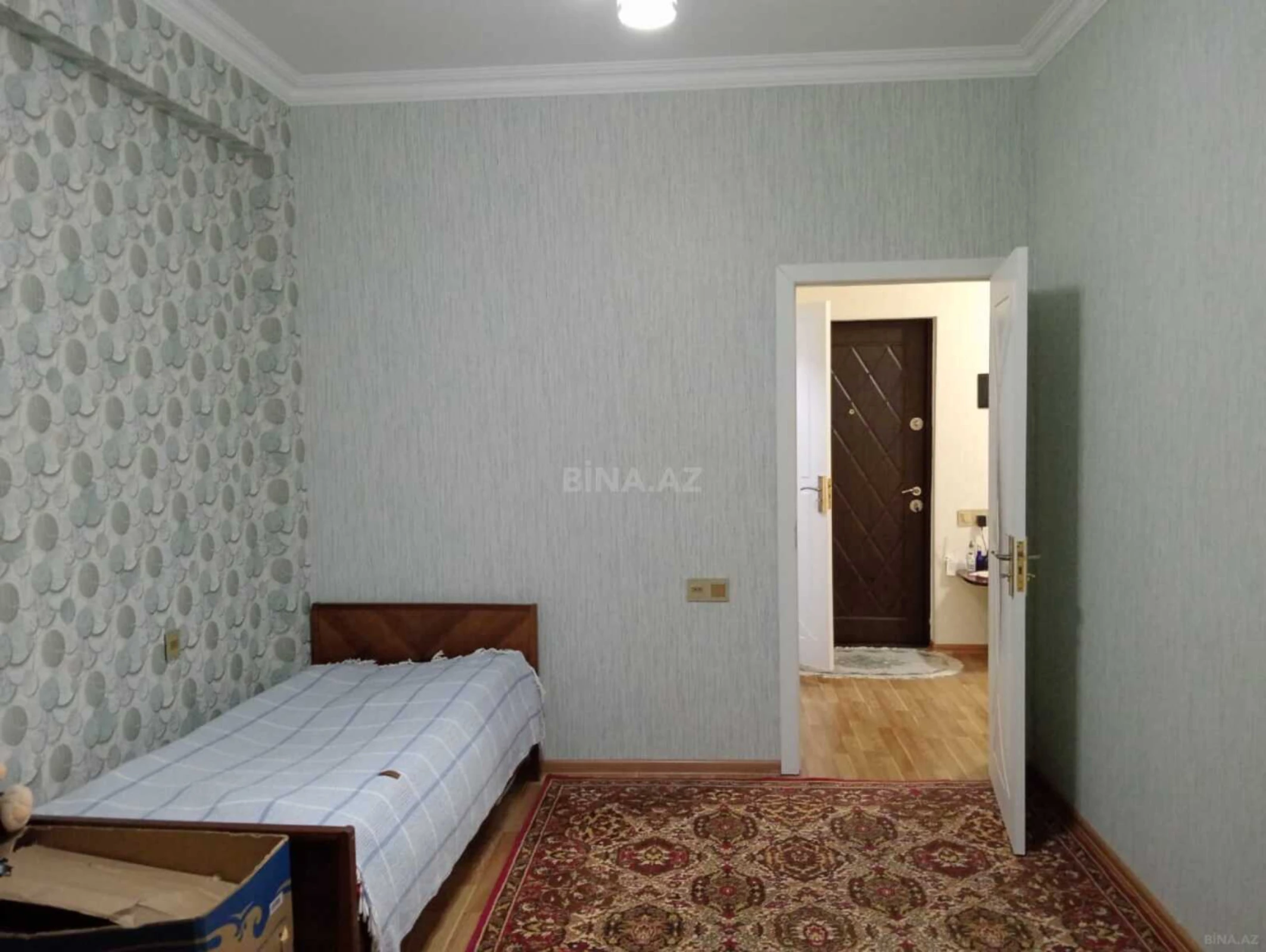 Satılır 2 otaqlı mənzil 76 m²