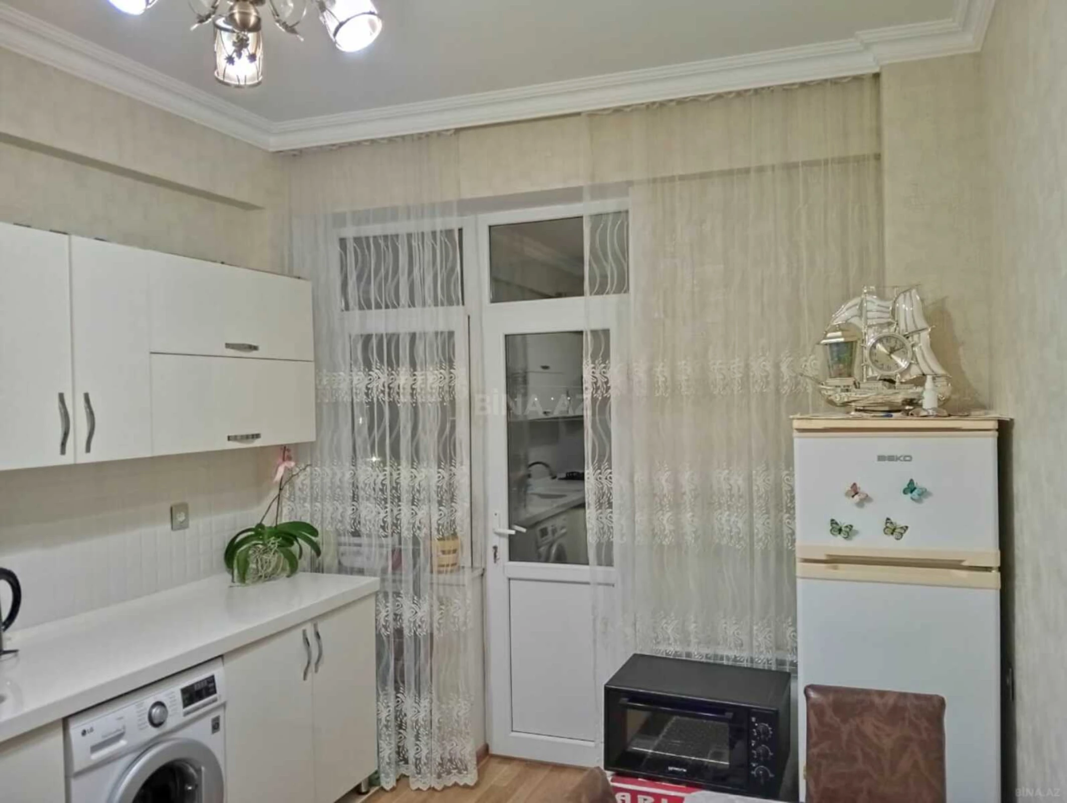 Satılır 2 otaqlı mənzil 76 m²