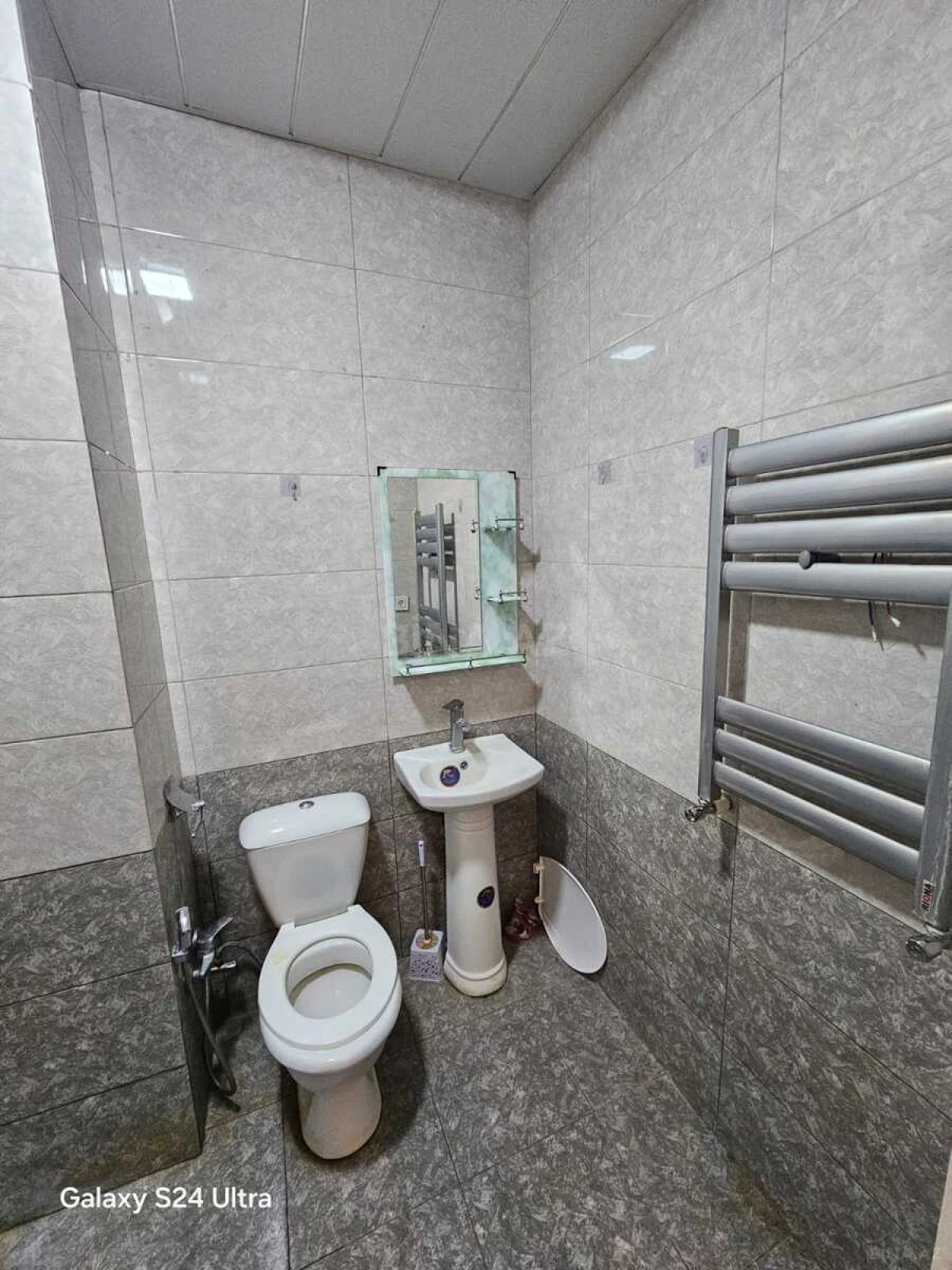 Kirayə verilir 2 otaqlı mənzil 56.9 m²