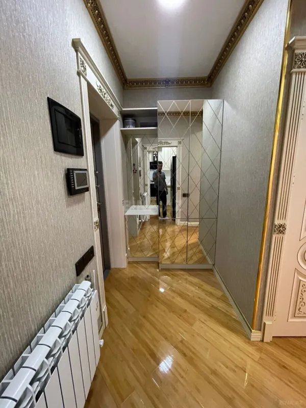 Satılır 2 otaqlı mənzil 55 m²