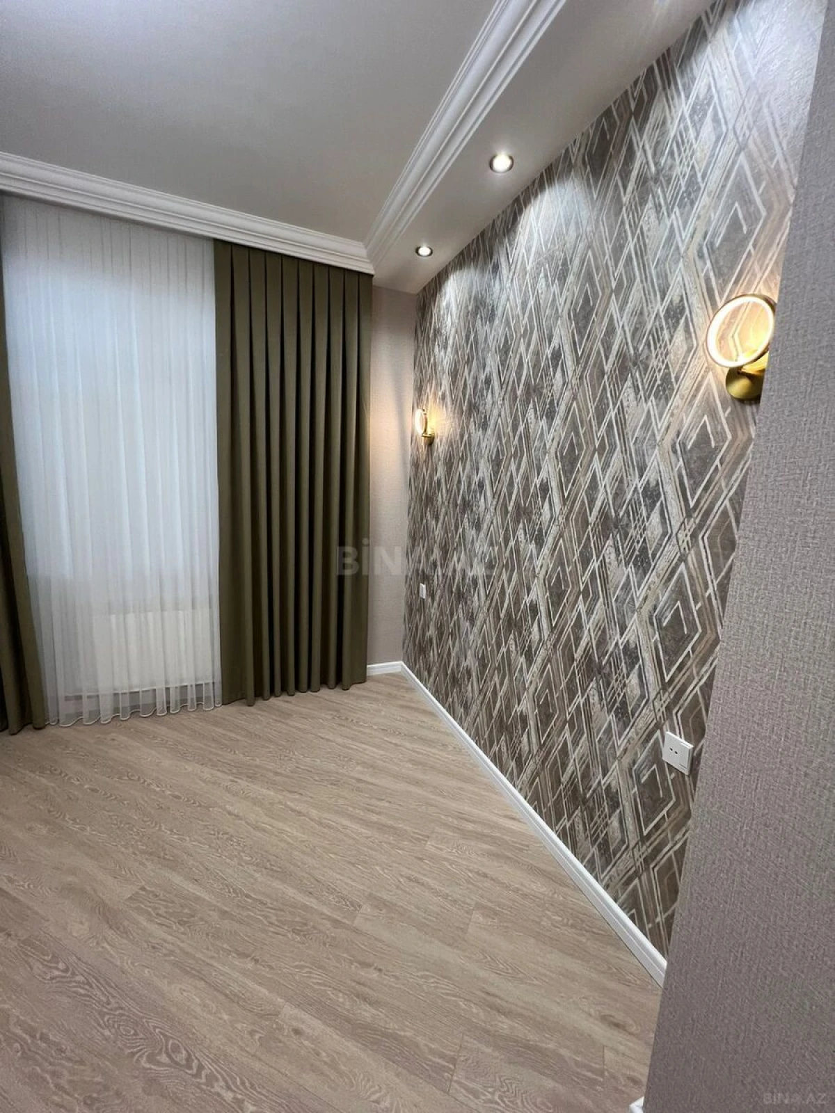 Satılır 3 otaqlı mənzil 70 m²