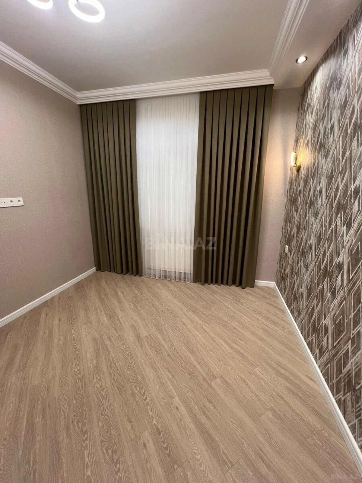 Satılır 3 otaqlı mənzil 70 m²