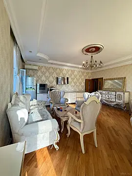 Kirayə verilir 3 otaqlı mənzil 105 m²