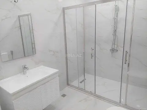 Kirayə verilir 3 otaqlı mənzil 150 m²
