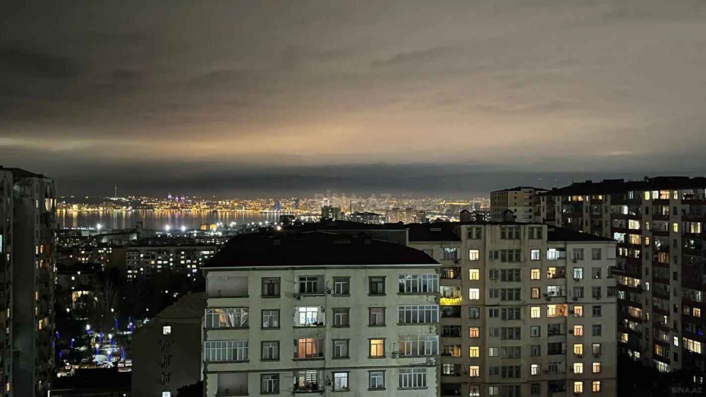 Satılır 3 otaqlı mənzil 110 m²