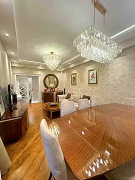 Satılır 3 otaqlı mənzil 105 m²