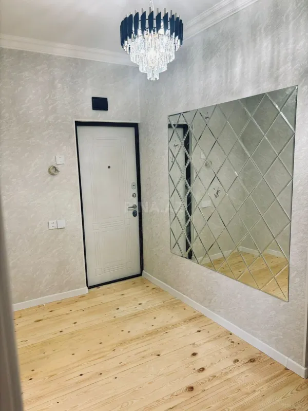 Satılır 3 otaqlı mənzil 80 m²