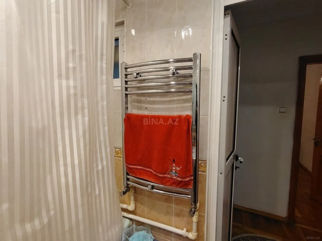 Kirayə verilir 5 otaqlı mənzil 130 m²