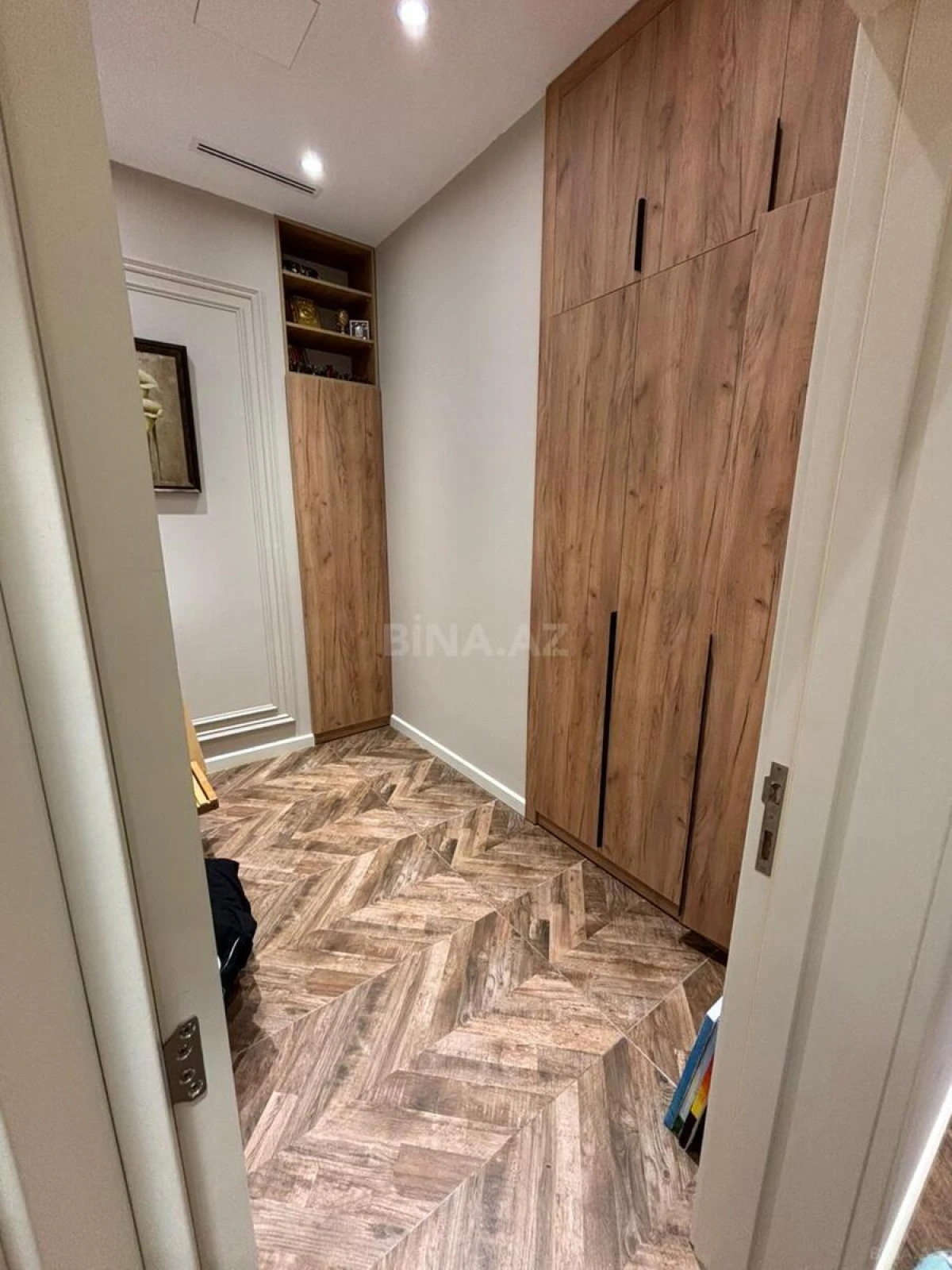 Satılır 3 otaqlı mənzil 70 m²