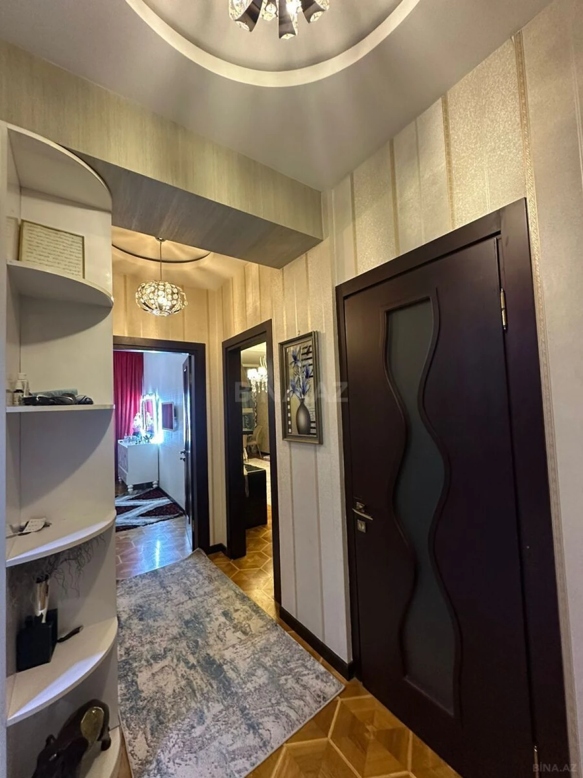 Kirayə verilir 3 otaqlı mənzil 97 m²