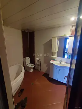 Satılır 3 otaqlı mənzil 123 m²