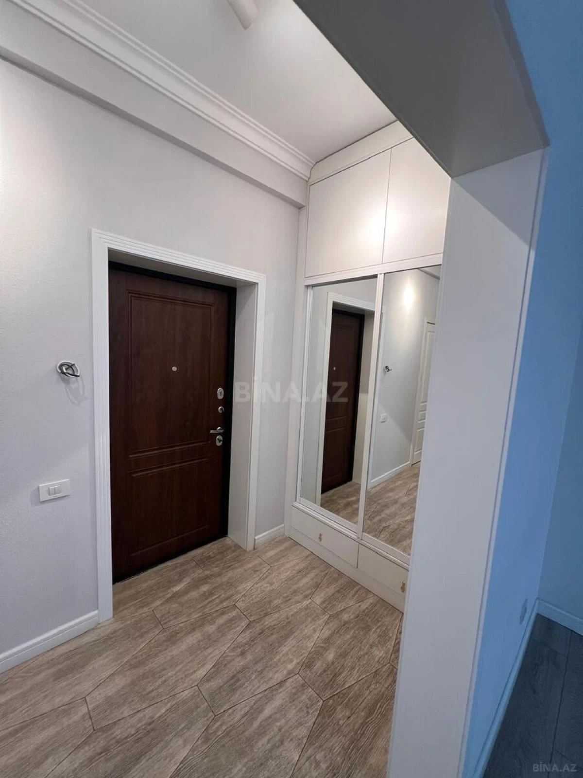 Kirayə verilir 3 otaqlı mənzil 110 m²