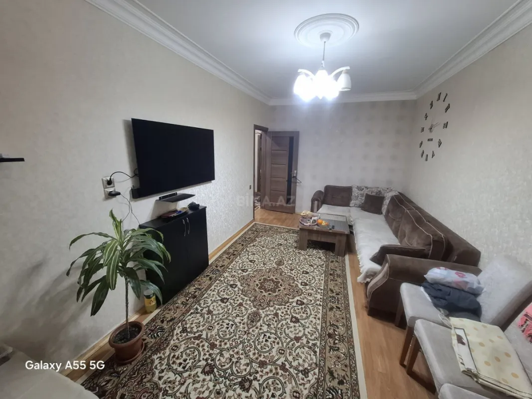 Satılır 2 otaqlı mənzil 49 m²