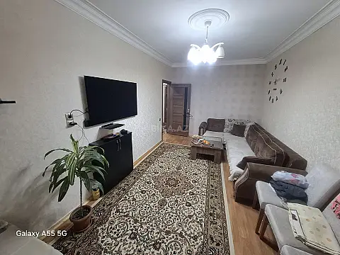 Satılır 2 otaqlı mənzil 49 m²