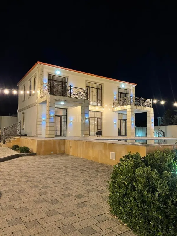 Satılır 4 otaqlı həyət evi 250 m²