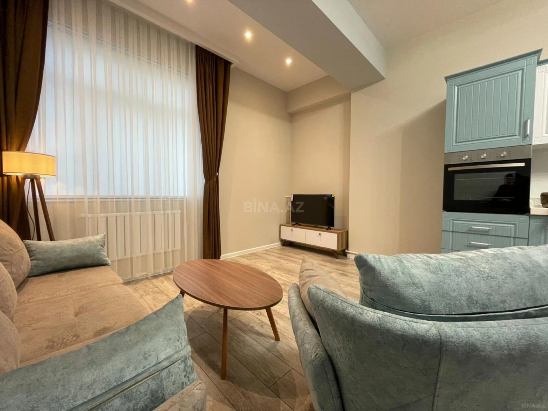 Kirayə verilir 2 otaqlı mənzil 60 m²