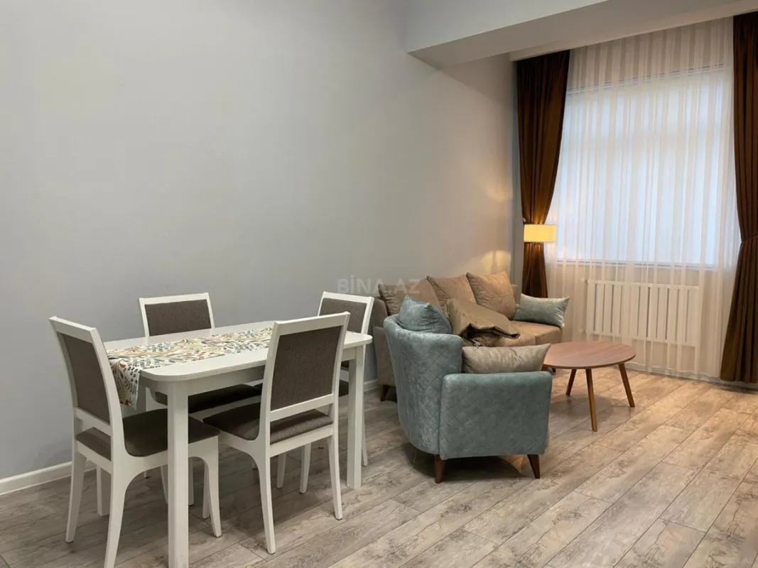 Kirayə verilir 2 otaqlı mənzil 60 m²
